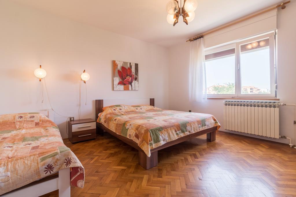 Apartment Taja Liznjan Luaran gambar
