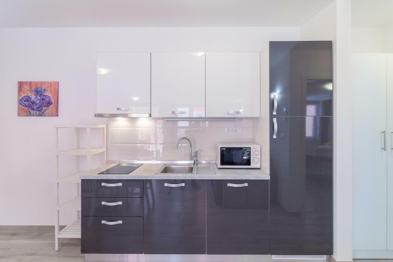 Apartment Taja Liznjan Luaran gambar