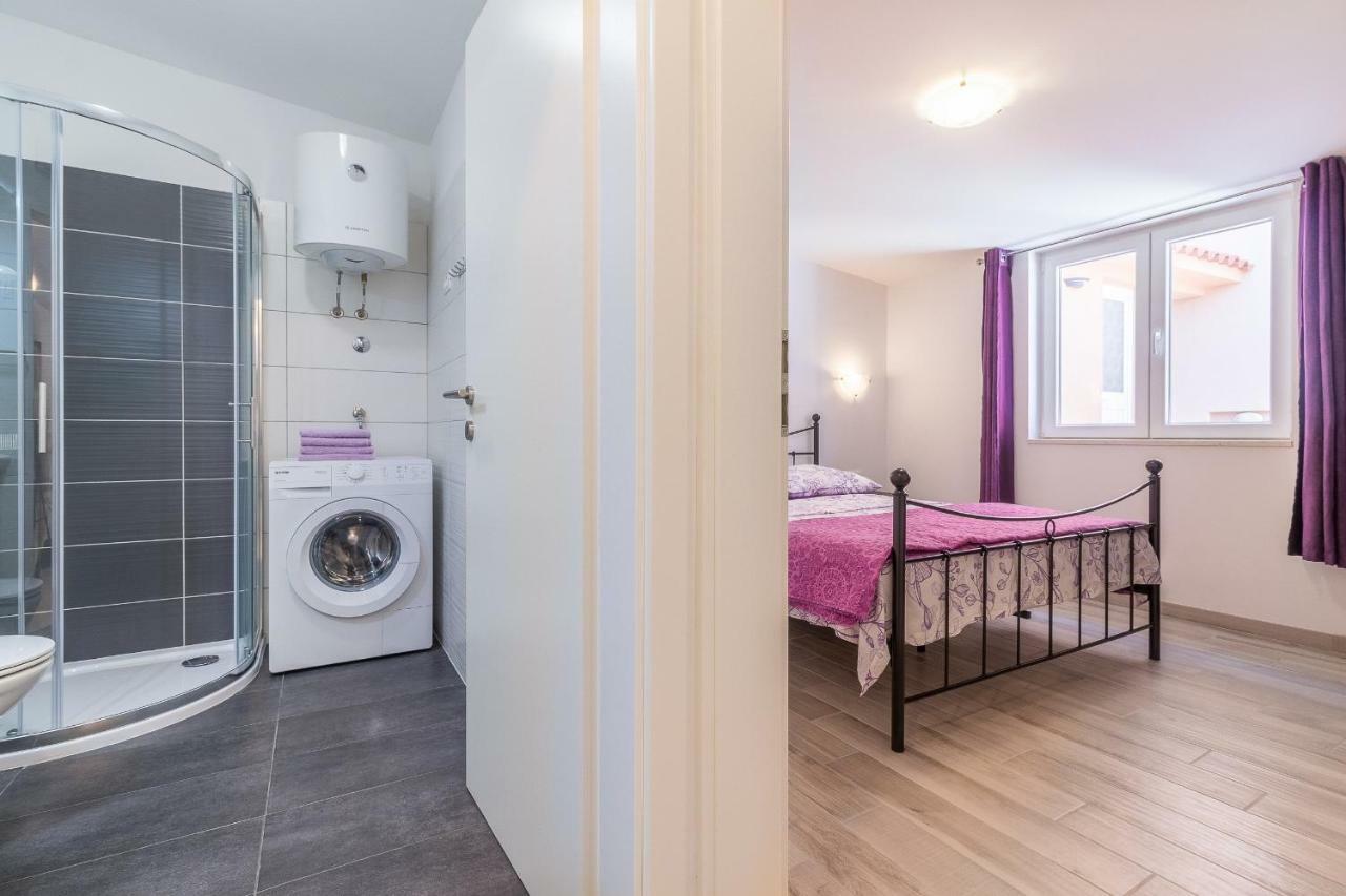 Apartment Taja Liznjan Luaran gambar