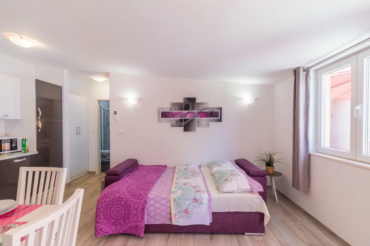 Apartment Taja Liznjan Luaran gambar