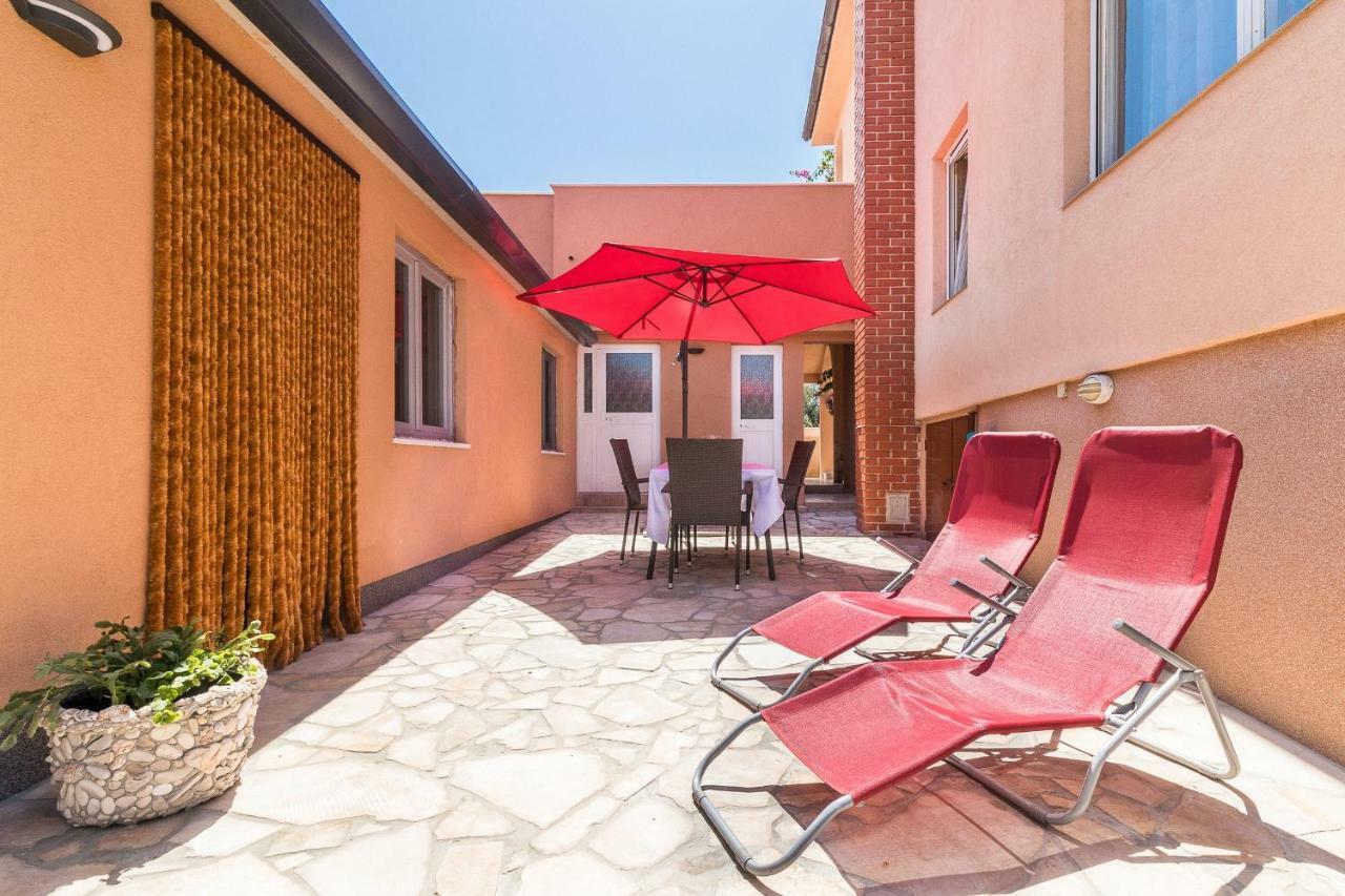 Apartment Taja Liznjan Luaran gambar