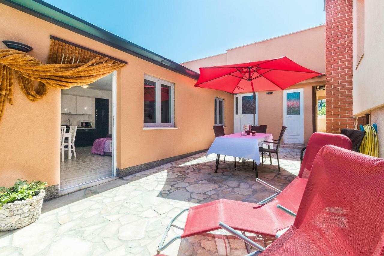 Apartment Taja Liznjan Luaran gambar