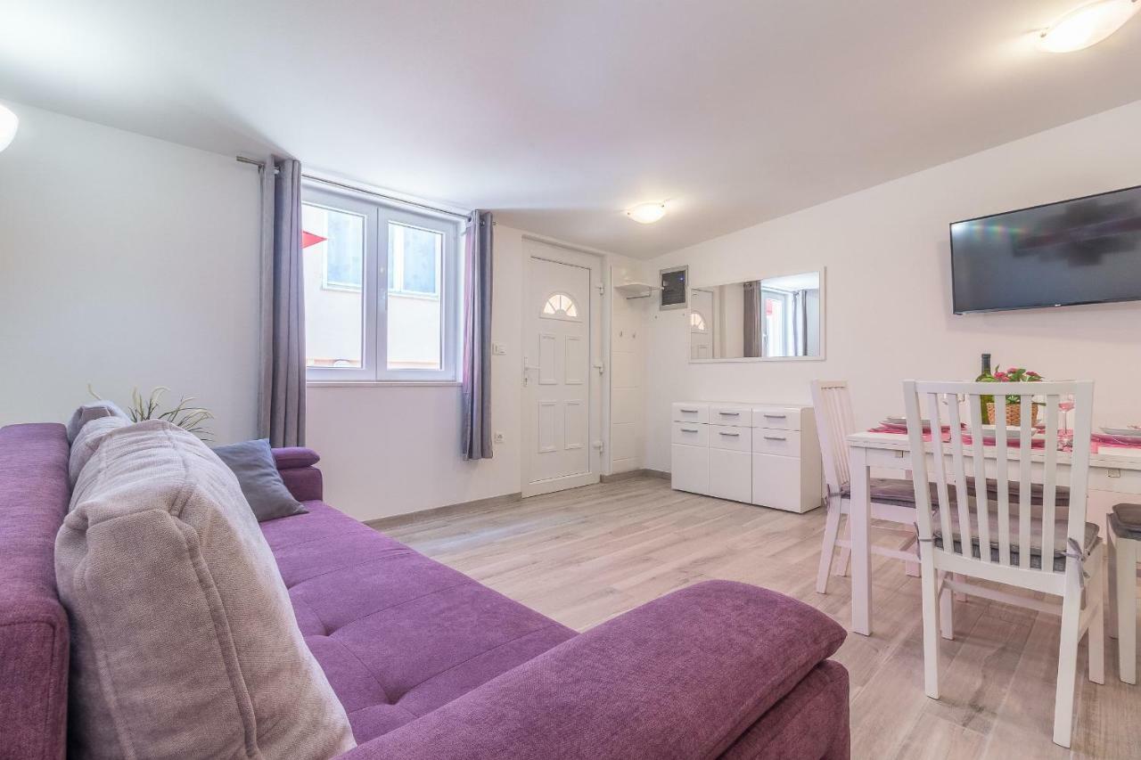Apartment Taja Liznjan Luaran gambar