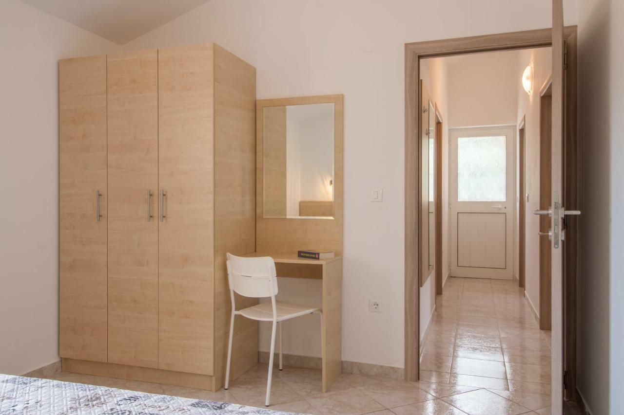 Apartment Taja Liznjan Luaran gambar