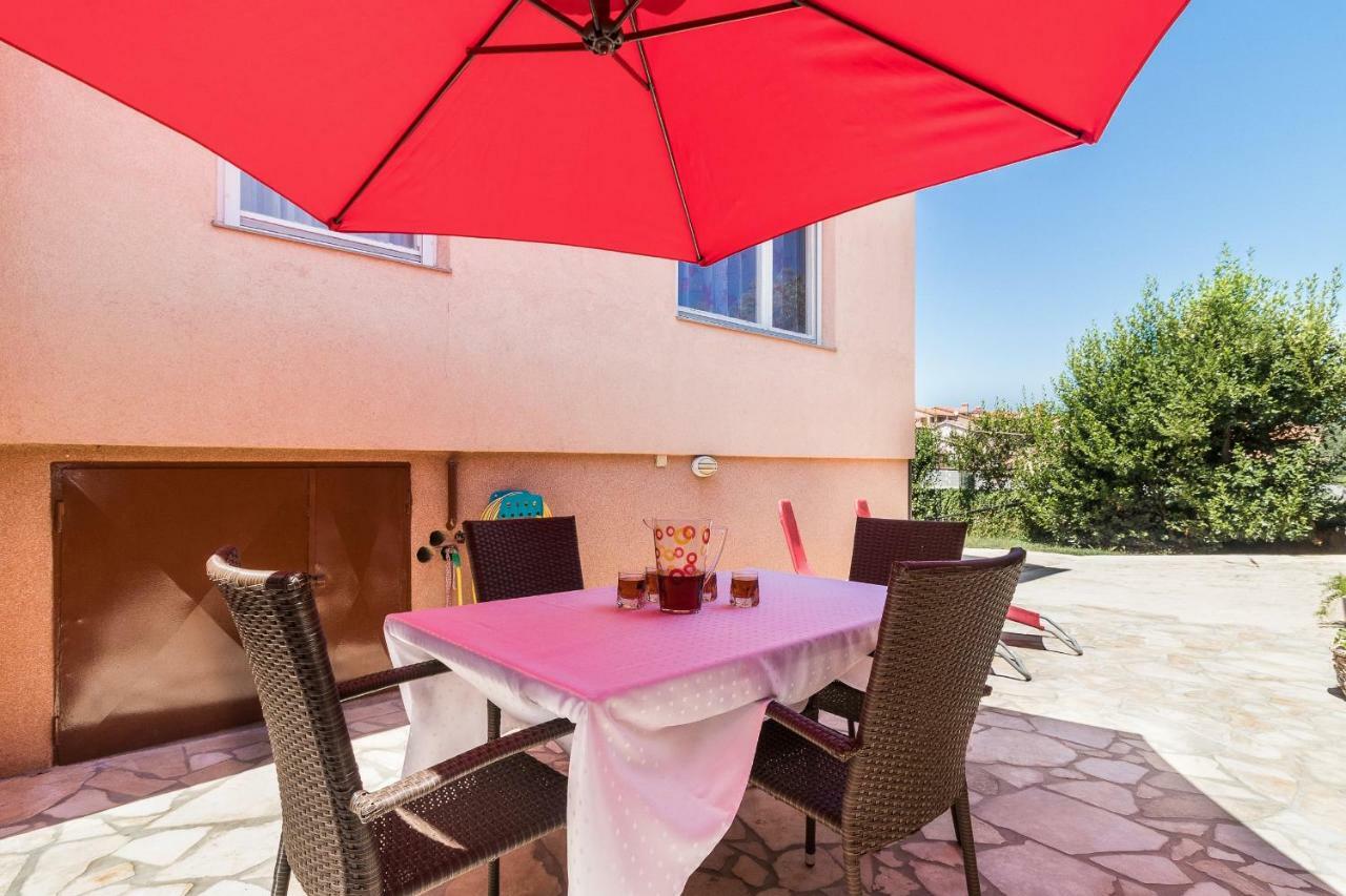 Apartment Taja Liznjan Luaran gambar